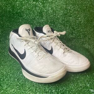 Size 10 - Nike Kobe A.D. Mid White